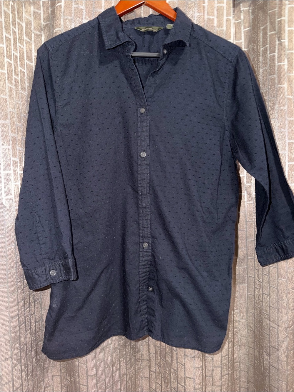 Eddie Bauer Navy Dot-Textured Long-Sleeve Button Shirt L Tall